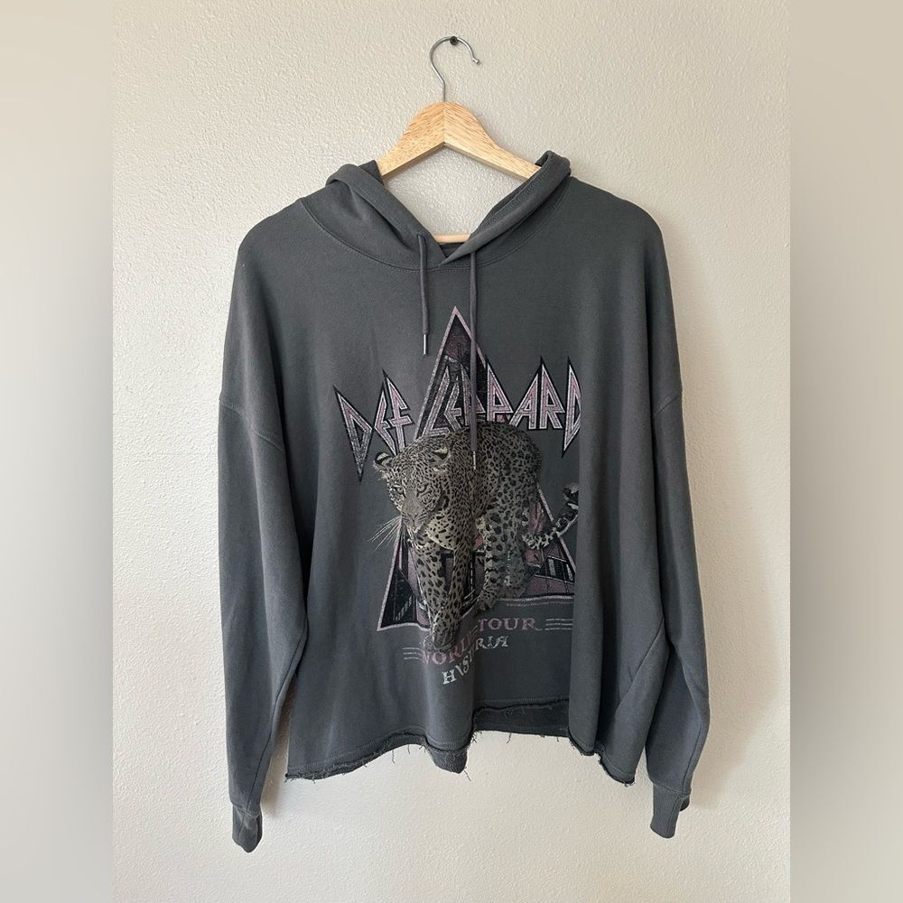 Torrid Vinyl Icons Def Leppard Dark Grey French Terry Crop Hoodie Size 2X
